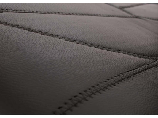 Poltrona in pelle marrone